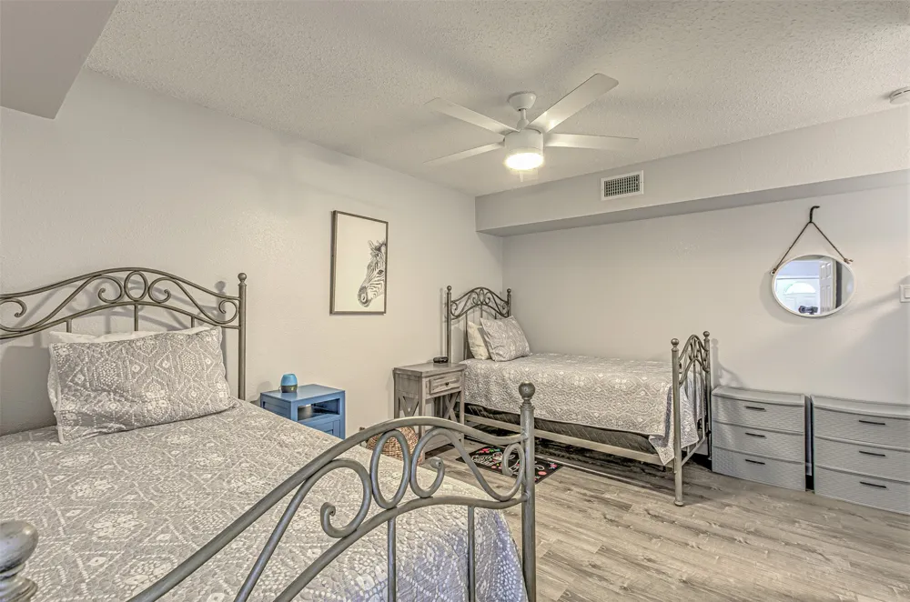 208 Riverside Drive Kingsland, TX 78639