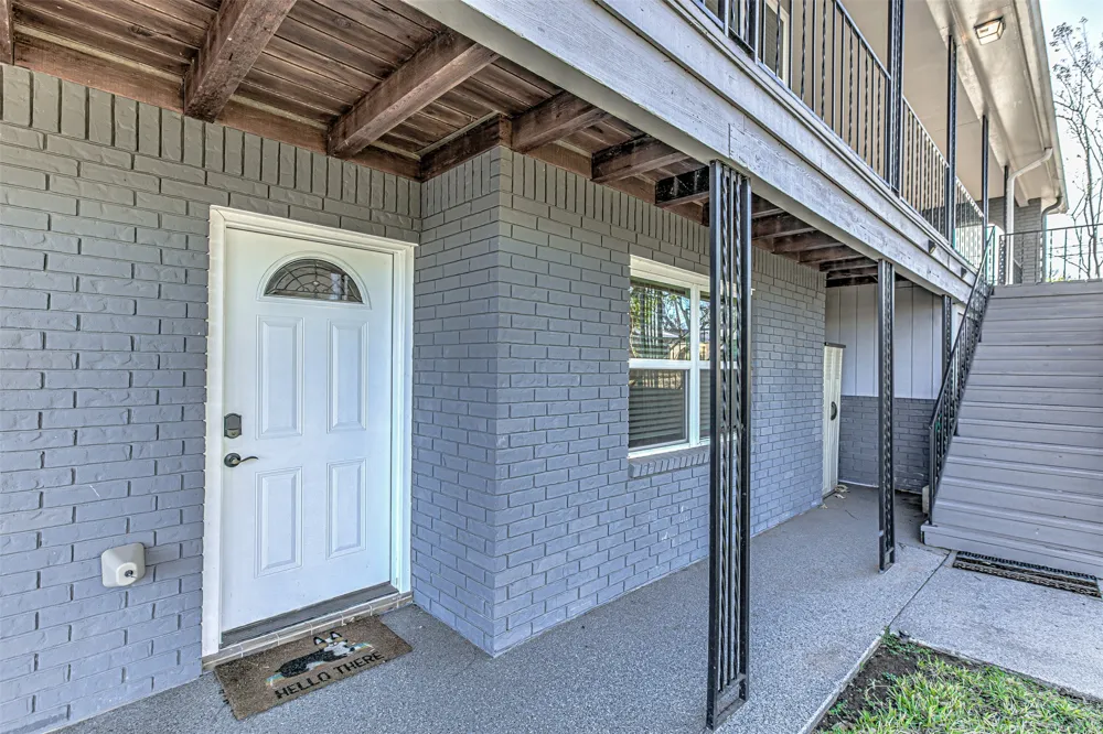 208 Riverside Drive Kingsland, TX 78639