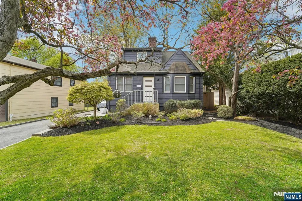 120 Gordon Avenue Tenafly, NJ 07670