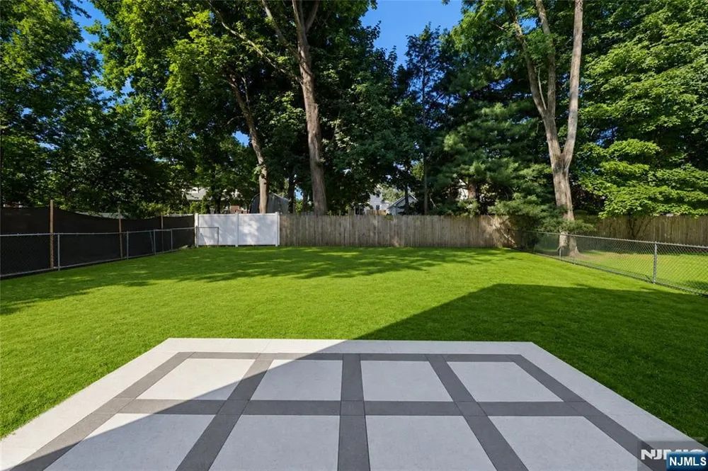514 High Street Closter, NJ 07624