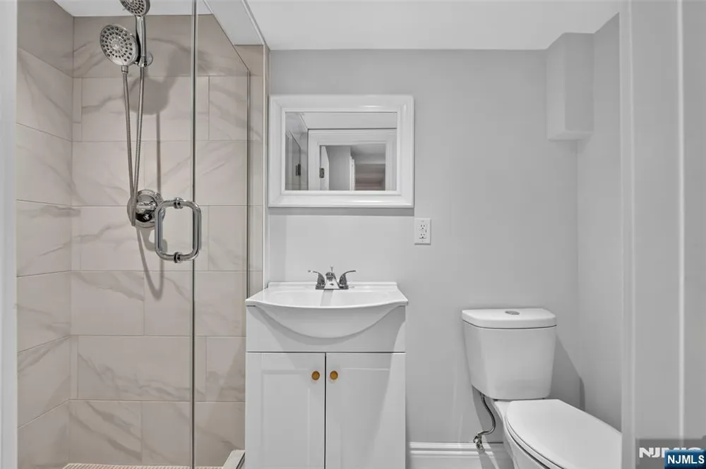 15 Morrissee Avenue Wallington, NJ 07057