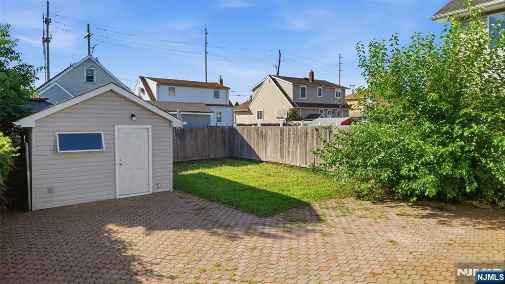 15 Morrissee Avenue Wallington, NJ 07057