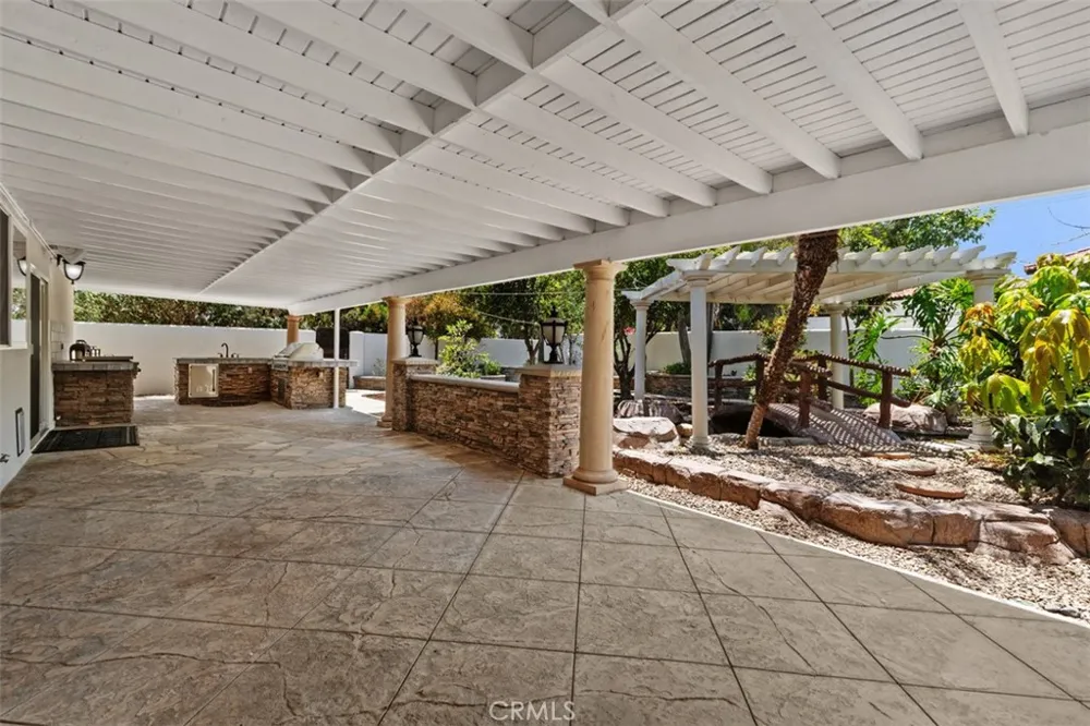 16611 Graham Huntington Beach, CA 92649