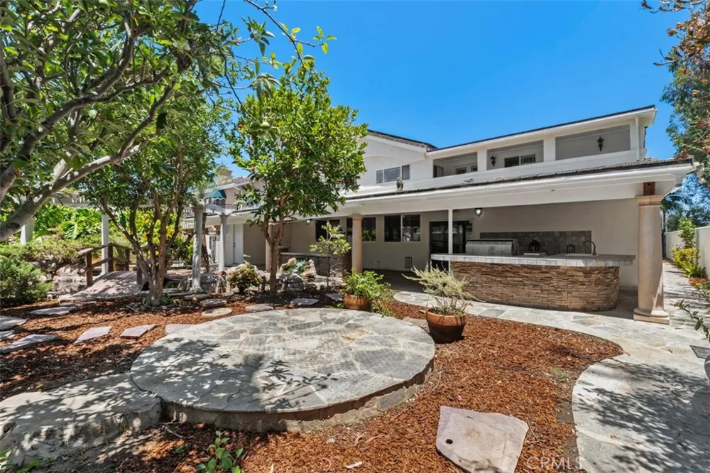 16611 Graham Huntington Beach, CA 92649