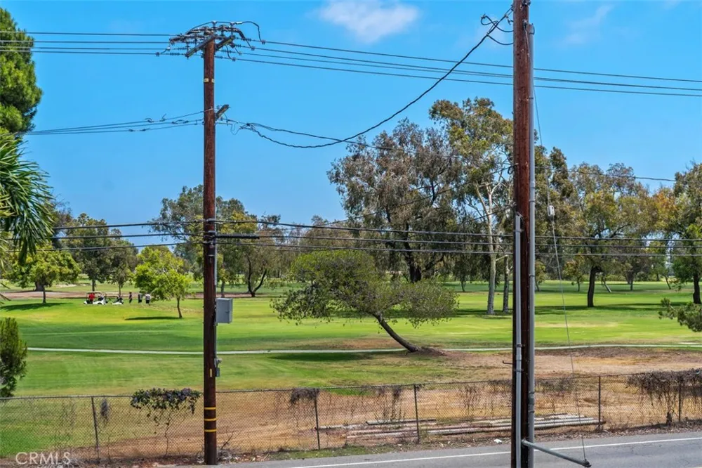 16611 Graham Huntington Beach, CA 92649
