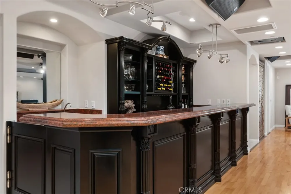 16611 Graham Huntington Beach, CA 92649