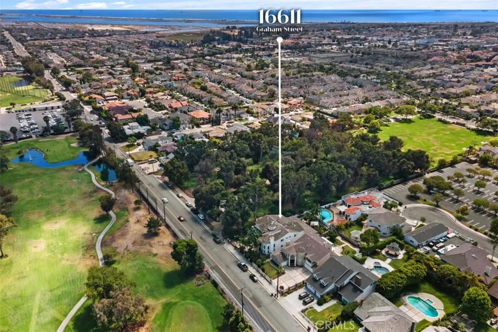 16611 Graham Huntington Beach, CA 92649