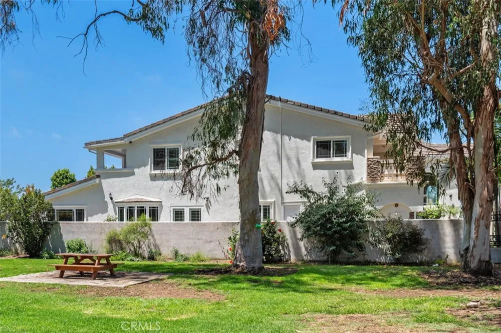 16611 Graham Huntington Beach, CA 92649