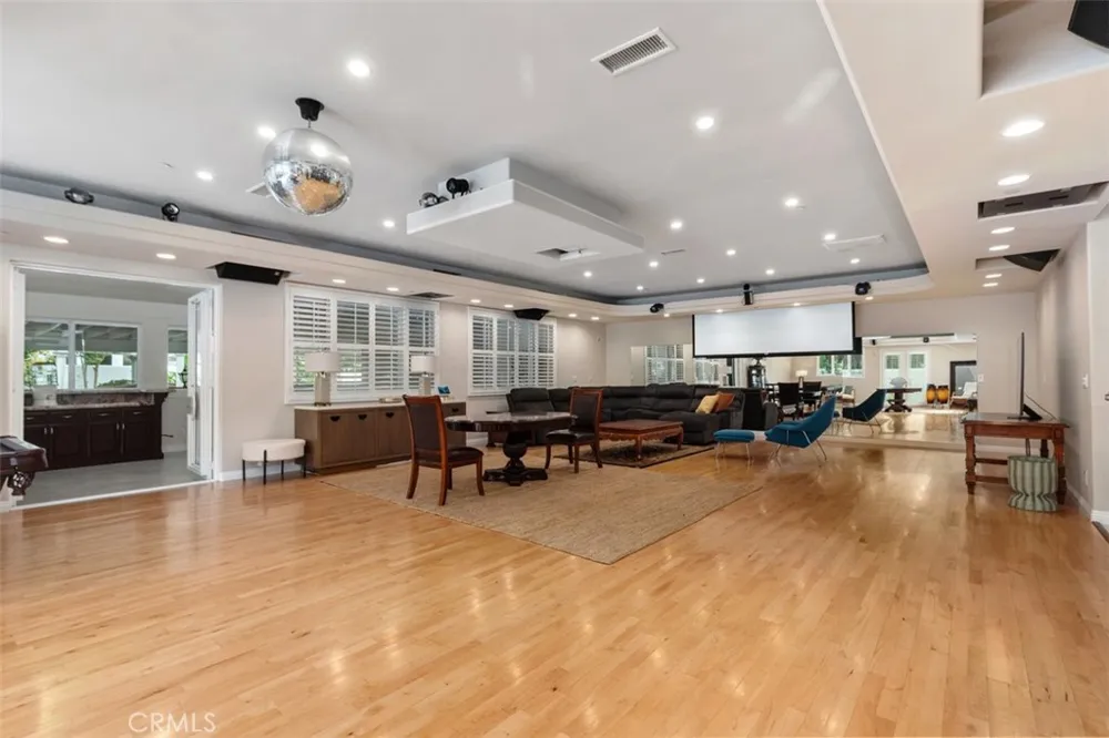 16611 Graham Huntington Beach, CA 92649