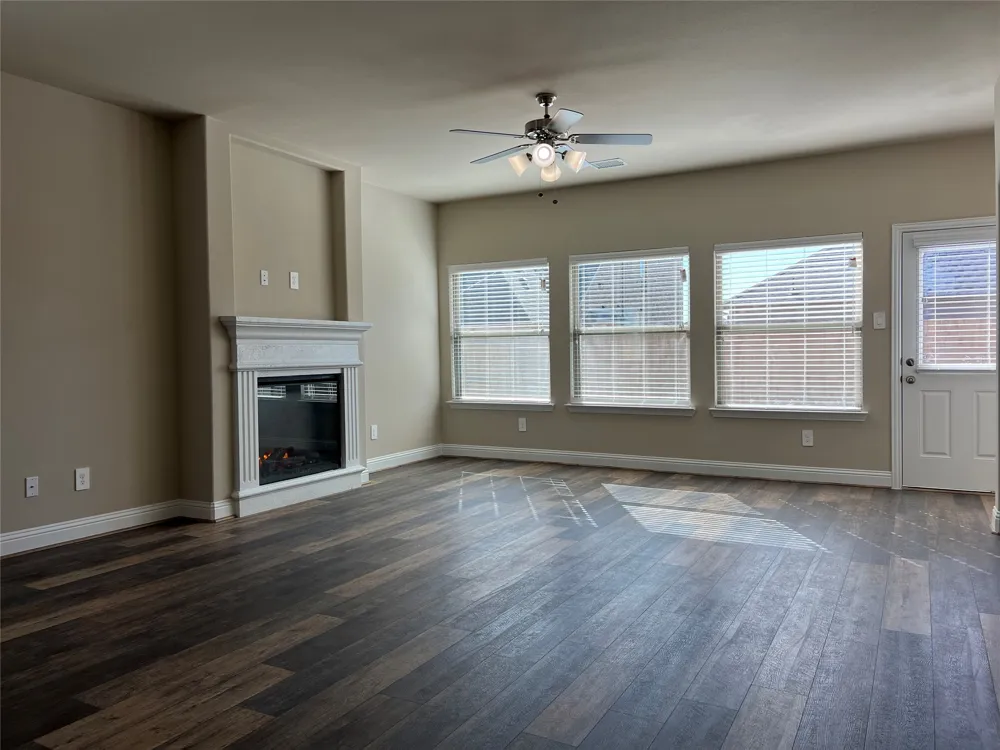 639 Comal Drive Crandall, TX 75114