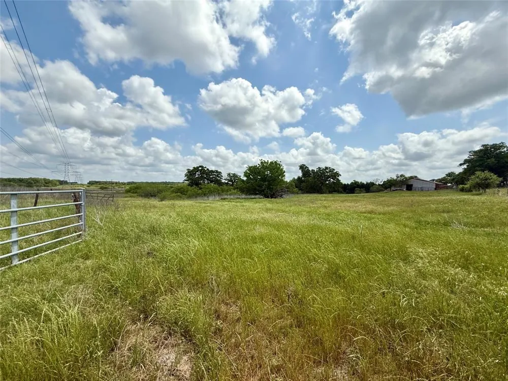 County Line Rd Elgin, TX 78621