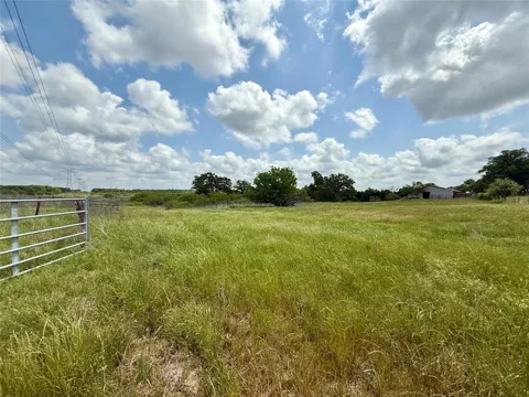 County Line Rd
