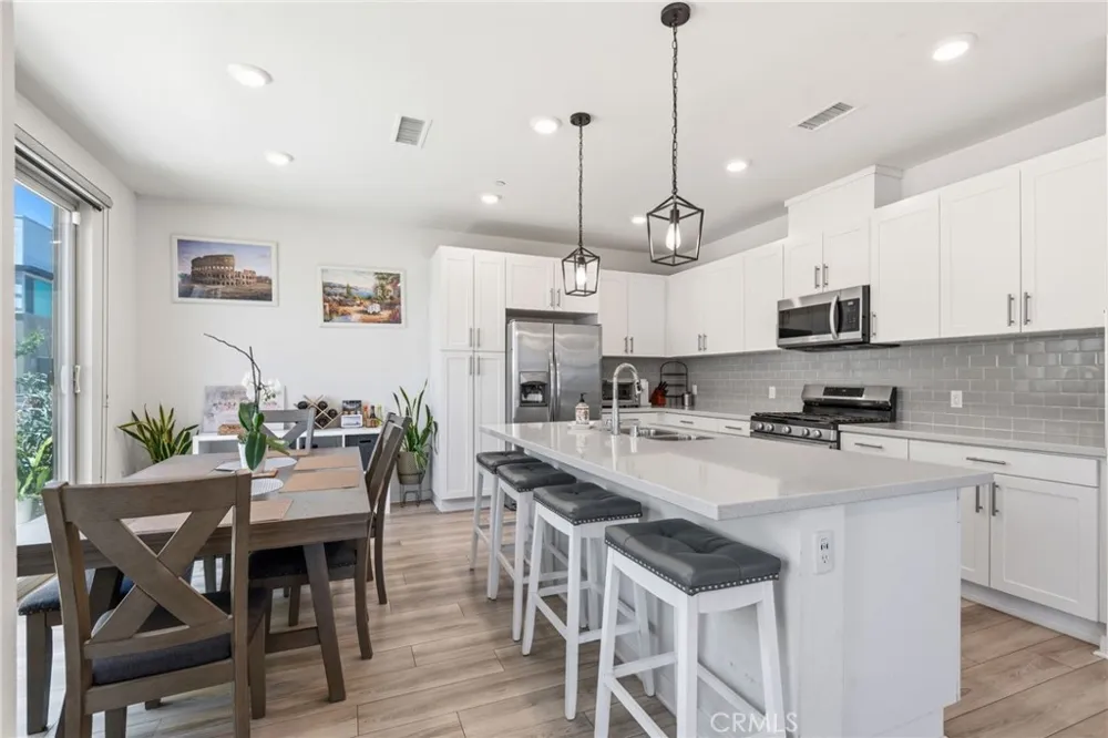 3560 E Peckham Paseo #1 Ontario, CA 91761