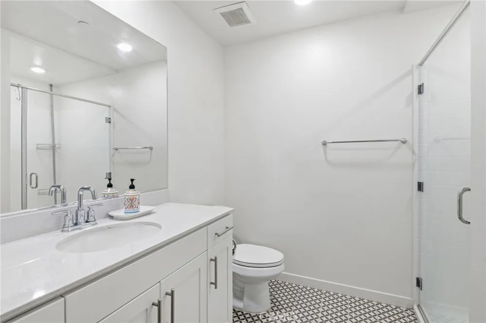 3560 E Peckham Paseo #1 Ontario, CA 91761