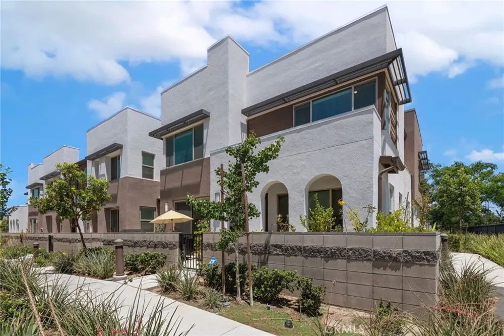 3560 E Peckham Paseo #1 Ontario, CA 91761