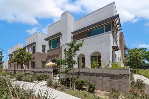 3560 E Peckham Paseo #1