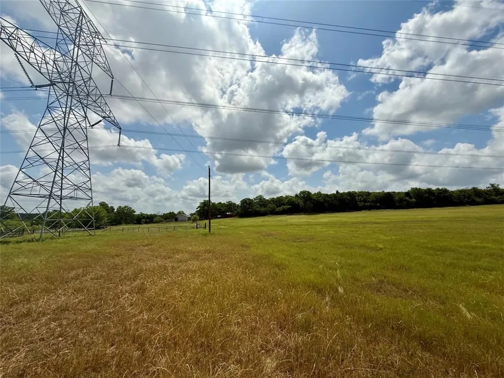 County Line Rd Elgin, TX 78621