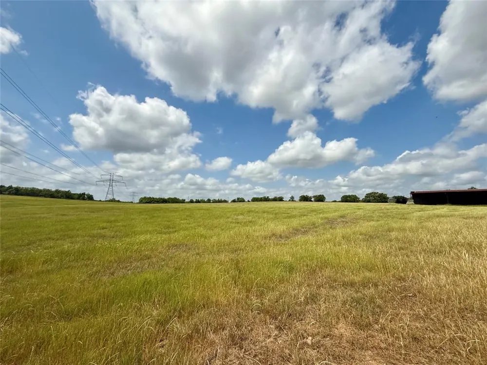 County Line Rd Elgin, TX 78621