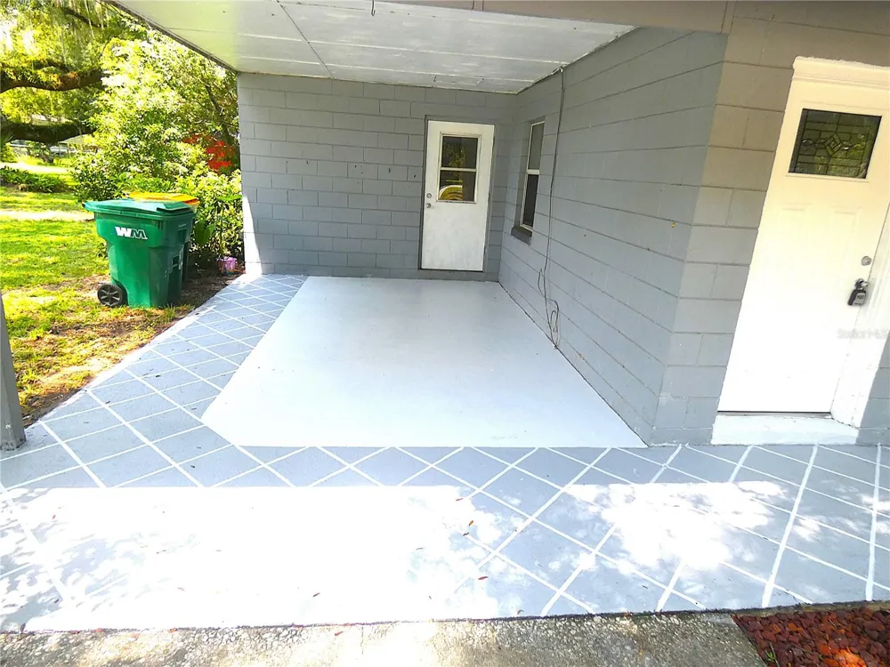 106 WILLARD AVENUE Fruitland Park, FL 34731
