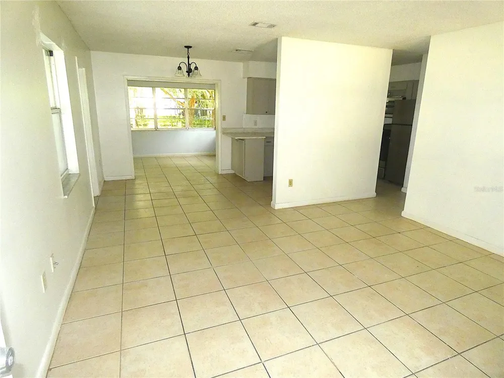 106 WILLARD AVENUE Fruitland Park, FL 34731