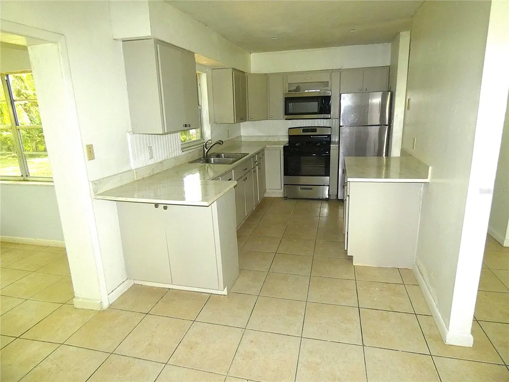 106 WILLARD AVENUE Fruitland Park, FL 34731