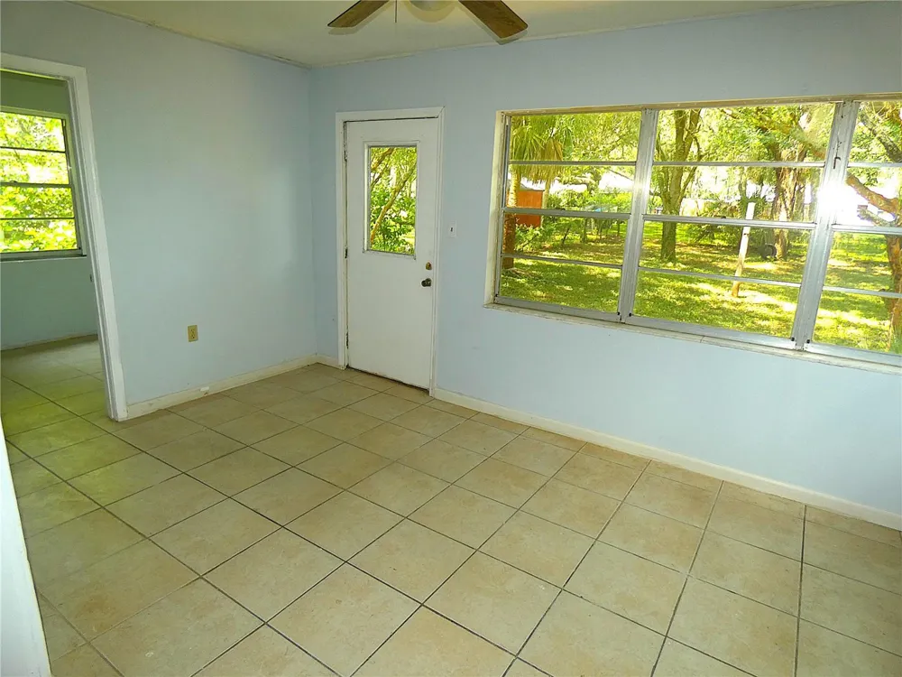 106 WILLARD AVENUE Fruitland Park, FL 34731