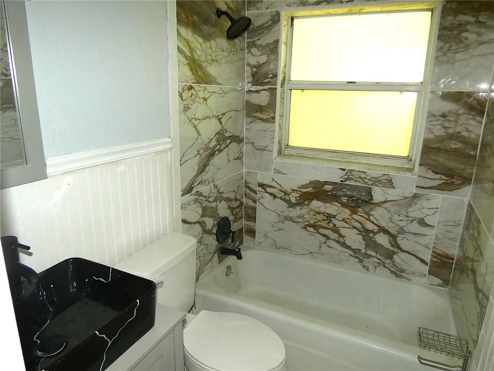 106 WILLARD AVENUE Fruitland Park, FL 34731