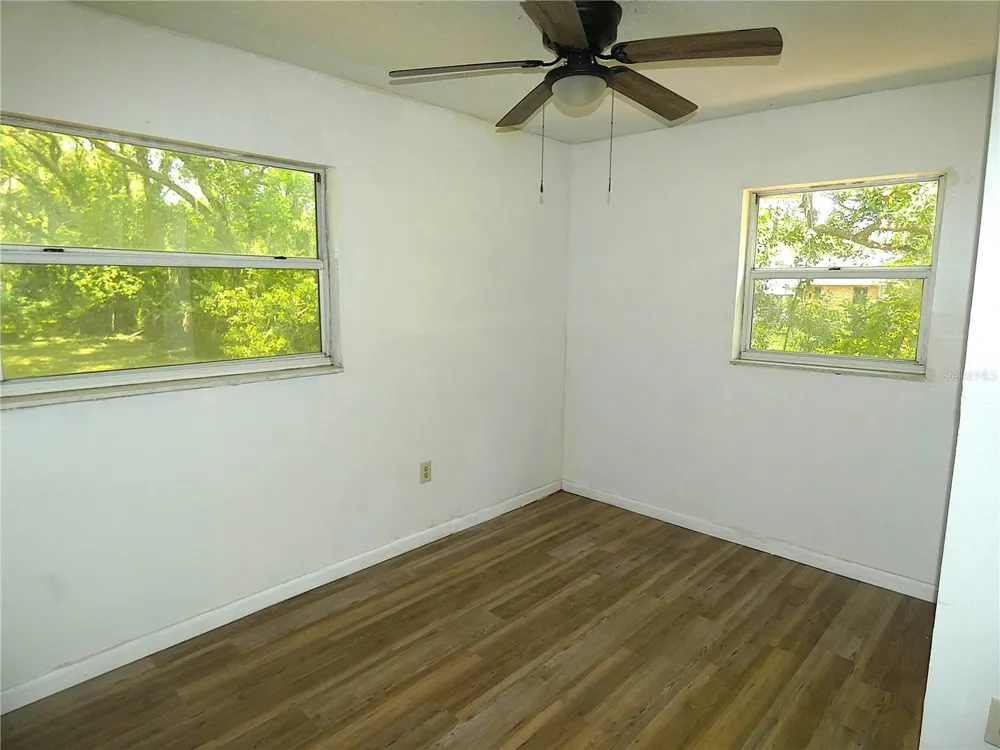 106 WILLARD AVENUE Fruitland Park, FL 34731
