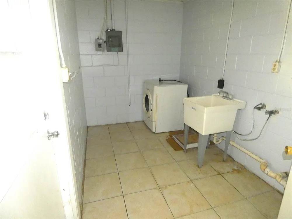 106 WILLARD AVENUE Fruitland Park, FL 34731