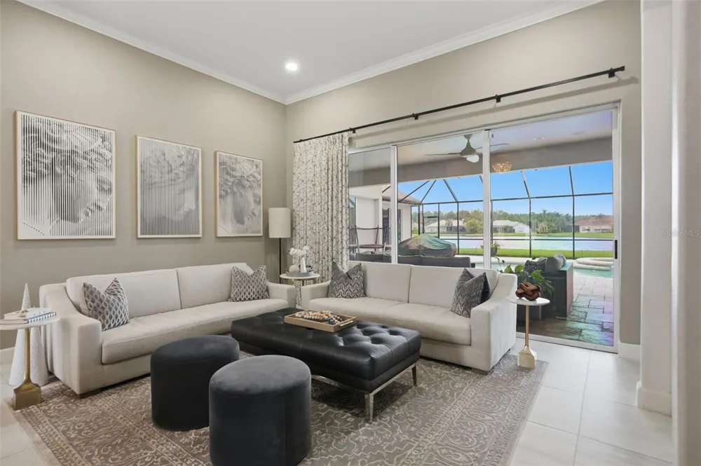 4618 AVENUE LONGCHAMPS Lutz, FL 33558