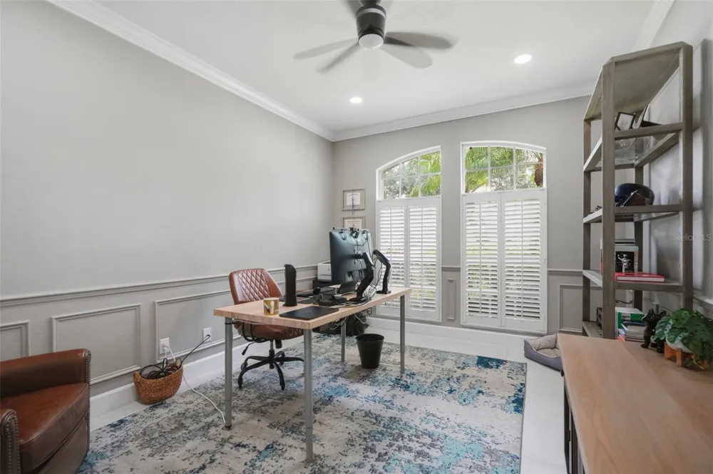 4618 AVENUE LONGCHAMPS Lutz, FL 33558