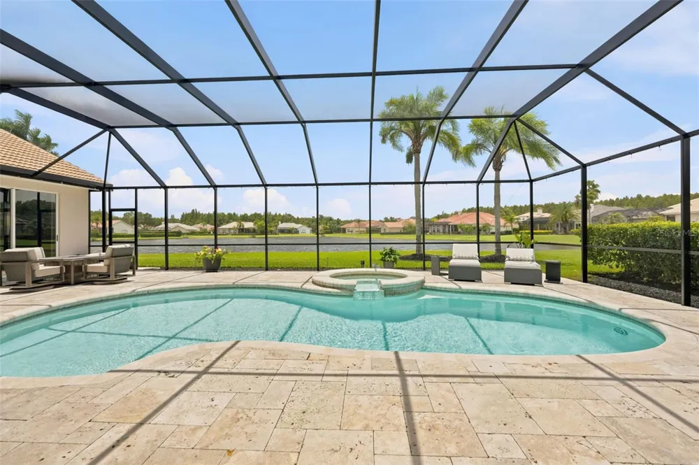 4618 AVENUE LONGCHAMPS Lutz, FL 33558