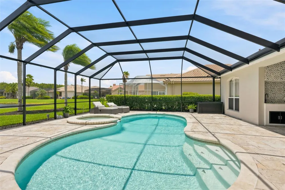 4618 AVENUE LONGCHAMPS Lutz, FL 33558