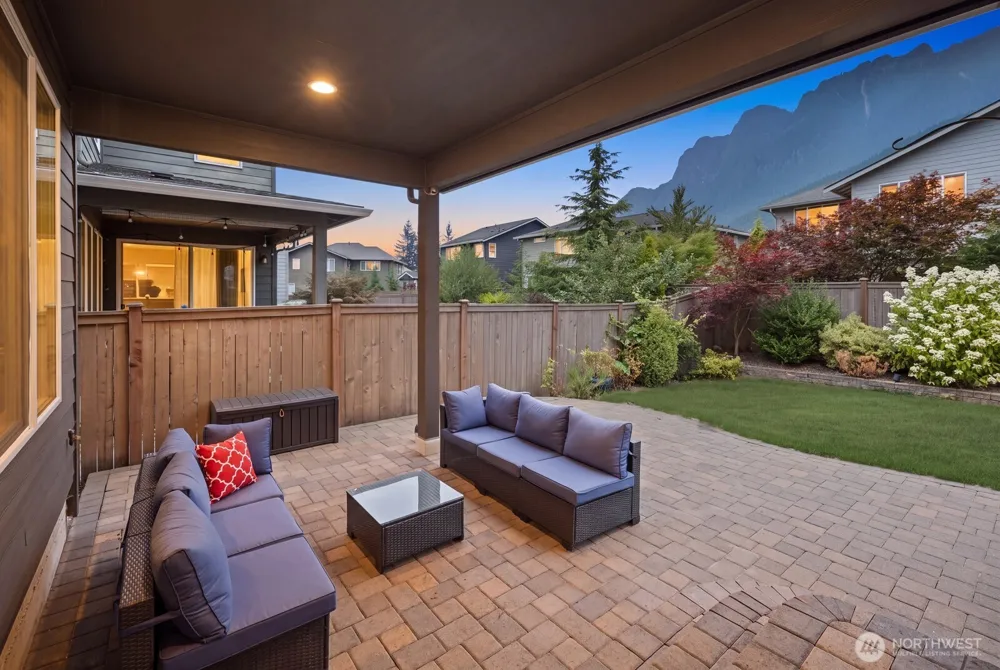 356 Vaughan Boulevard NE North Bend, WA 98045