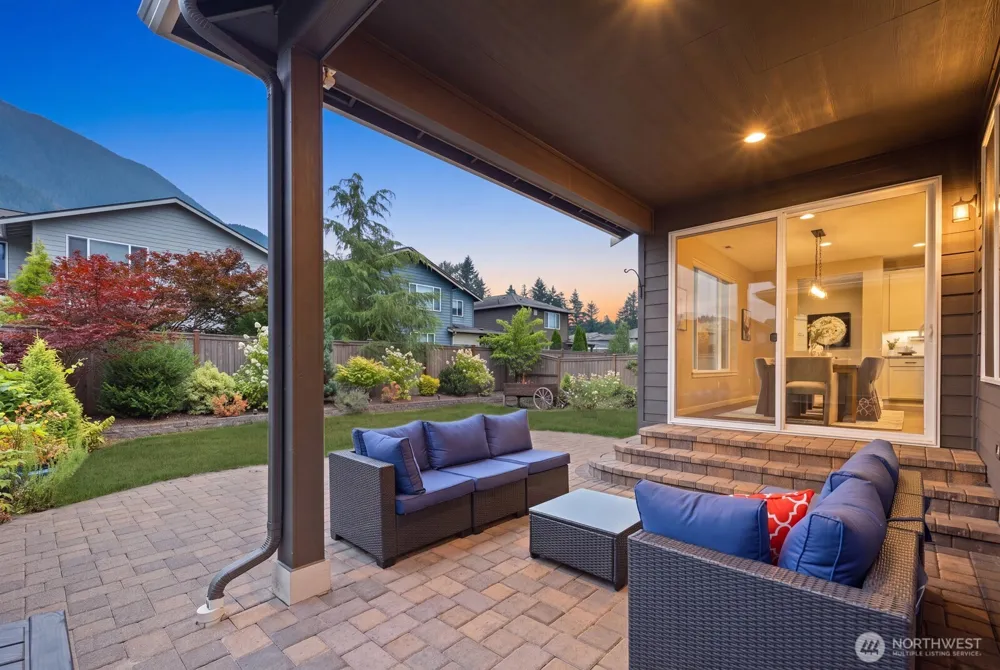 356 Vaughan Boulevard NE North Bend, WA 98045