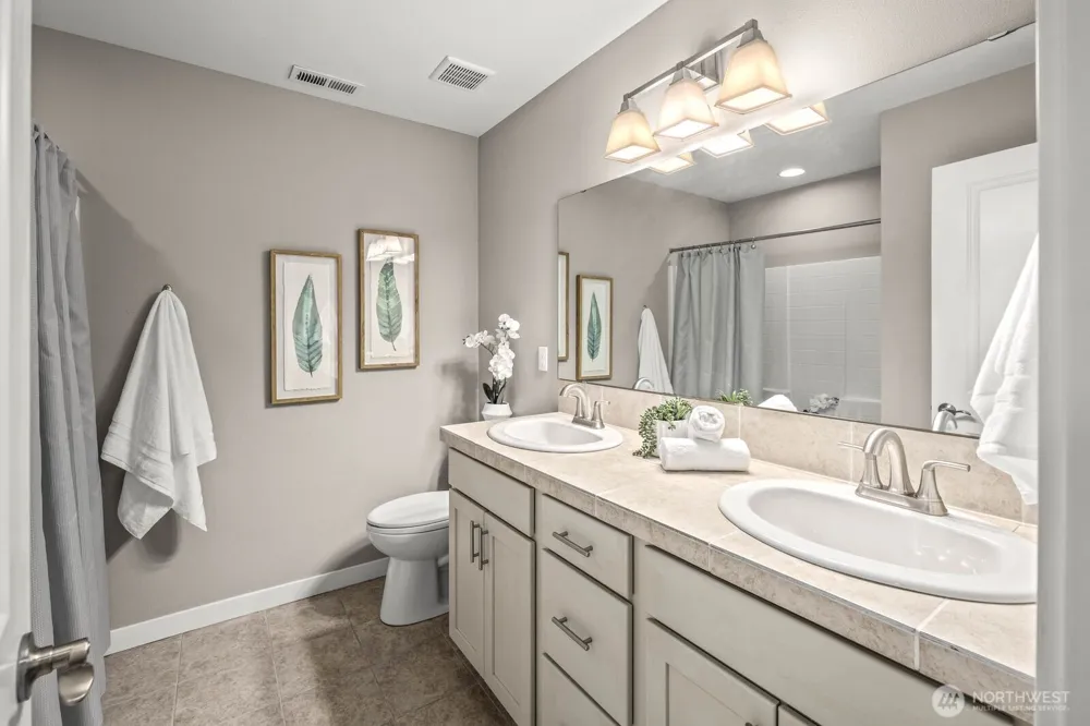 356 Vaughan Boulevard NE North Bend, WA 98045
