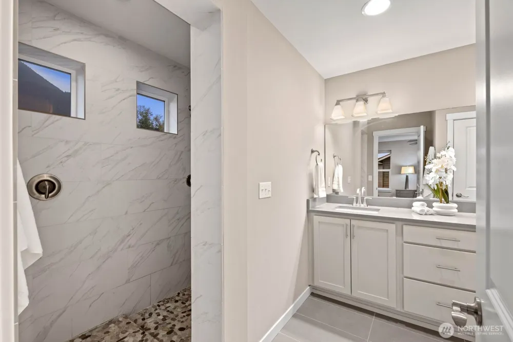 356 Vaughan Boulevard NE North Bend, WA 98045