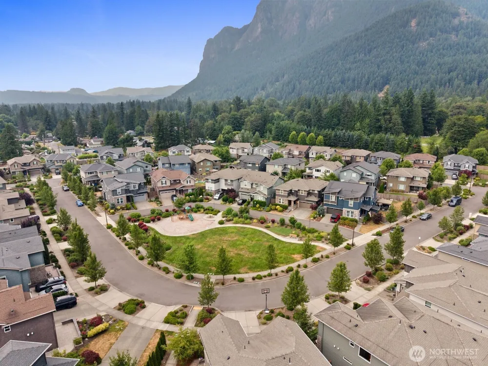 356 Vaughan Boulevard NE North Bend, WA 98045
