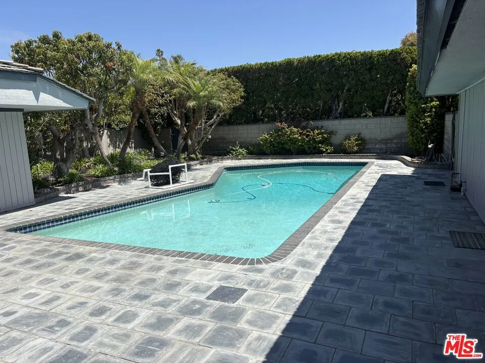 2915 Setting Sun Drive Corona del Mar, CA 92625