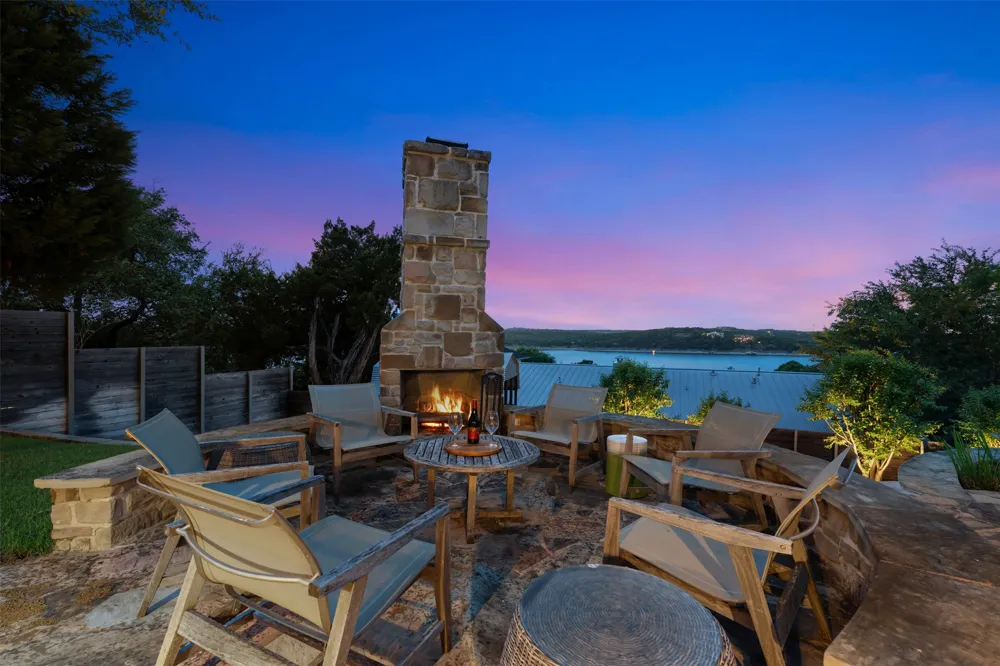 18944 Peckham Drive Lago Vista, TX 78645