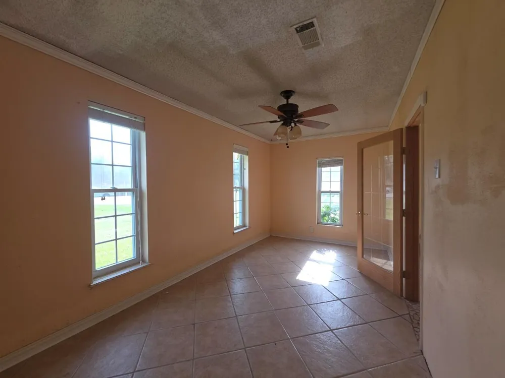2218 Hamman Road Bay City, TX 77414