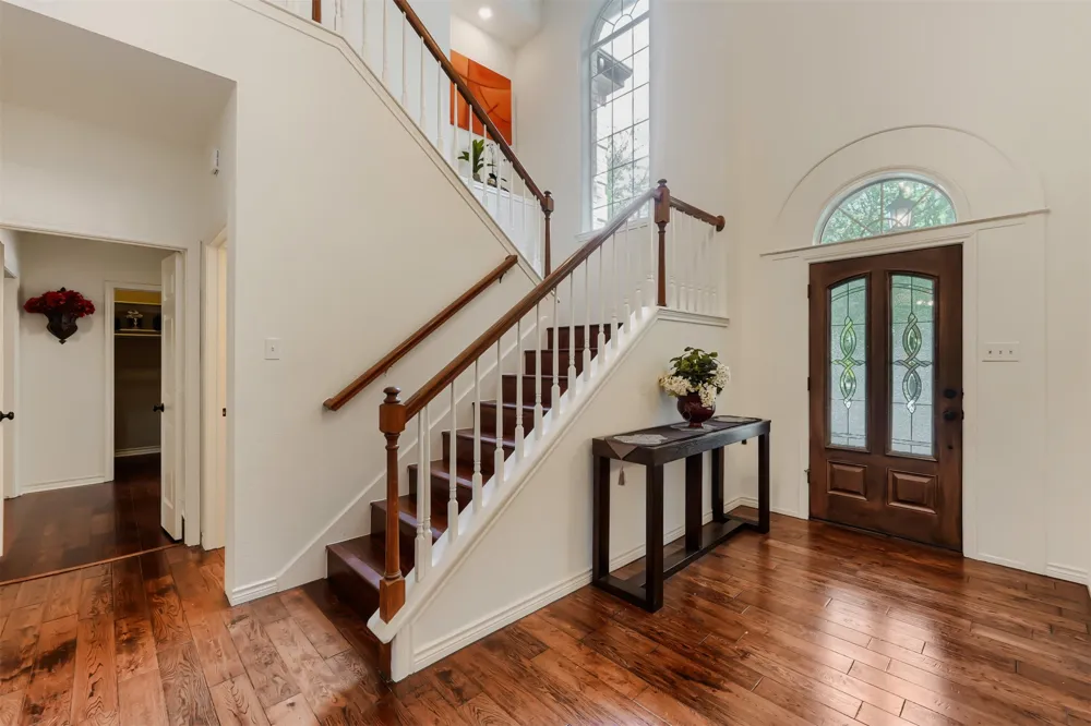 1918 Lakeway Boulevard Lakeway, TX 78734