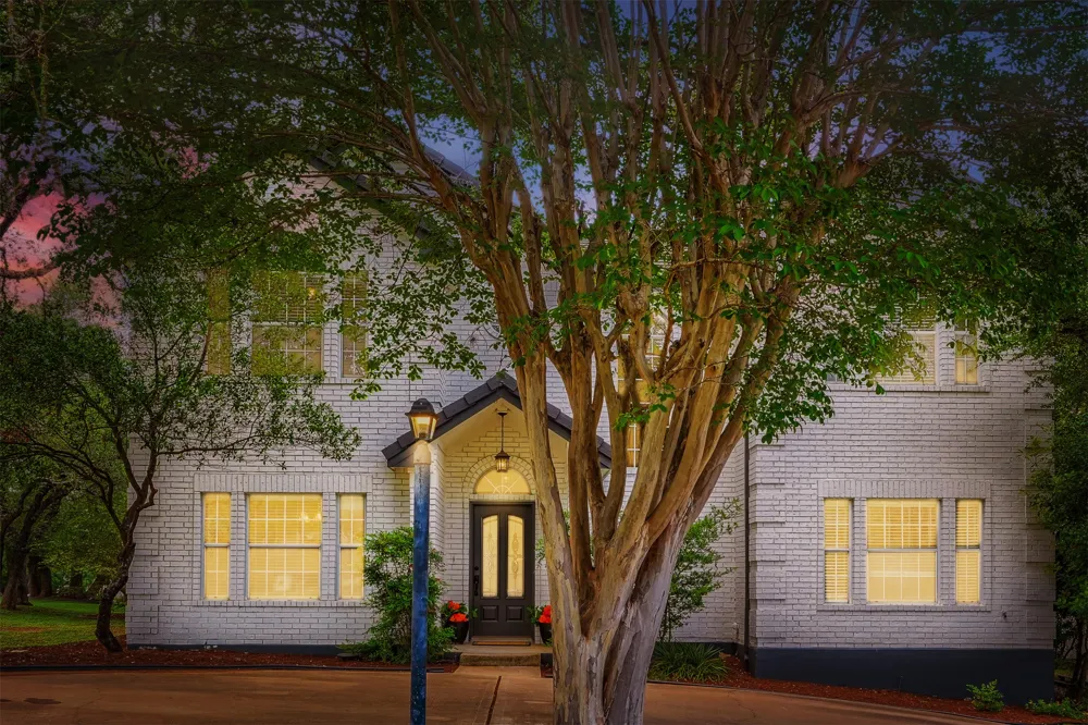 1918 Lakeway Boulevard Lakeway, TX 78734