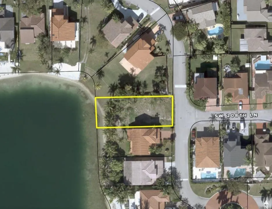 20826 SW 85th Place Cutler Bay, FL 33189