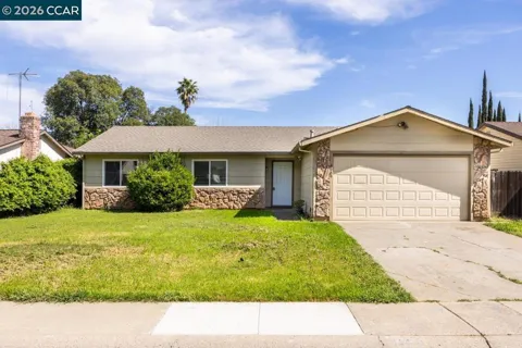 4009 Bairnsdale Way