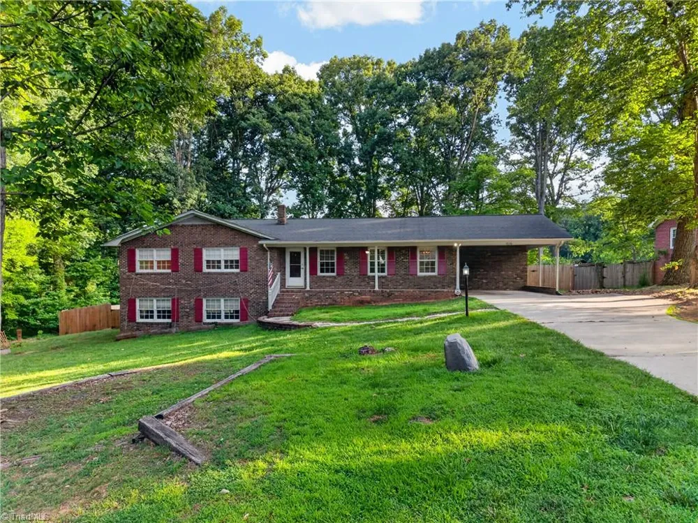 1116 Cranbrook Way Asheboro, NC 27205