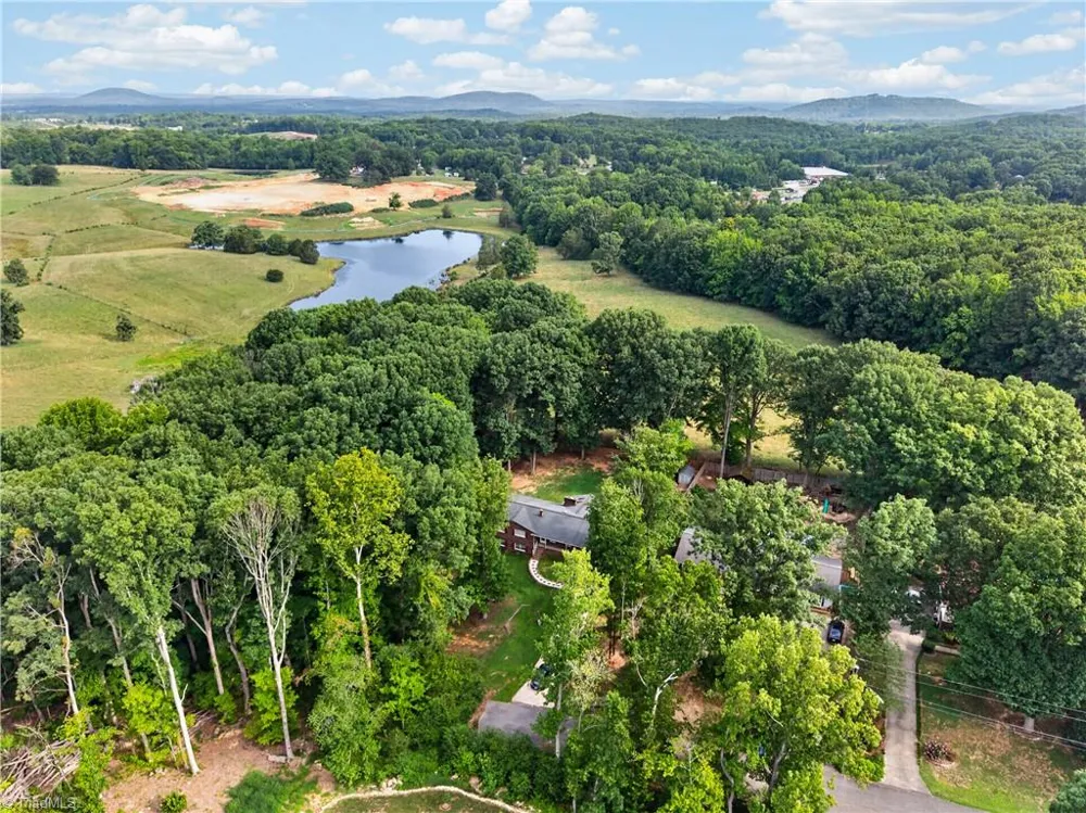 1116 Cranbrook Way Asheboro, NC 27205