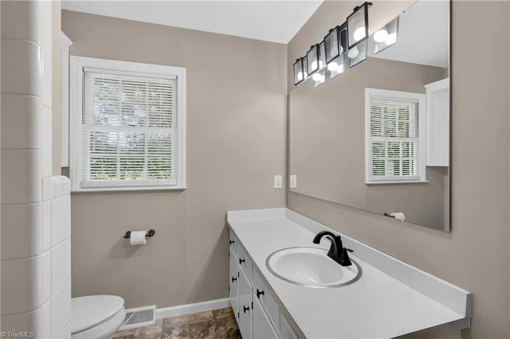 1116 Cranbrook Way Asheboro, NC 27205