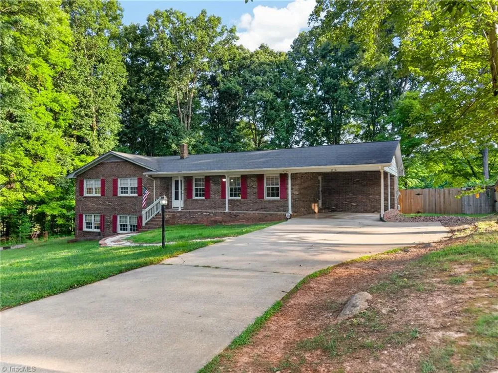 1116 Cranbrook Way Asheboro, NC 27205