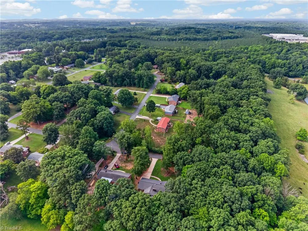 1116 Cranbrook Way Asheboro, NC 27205